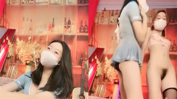 双飞姐妹花浴室湿身热舞！主播大胆玩擦边挑逗观众狂刷礼物